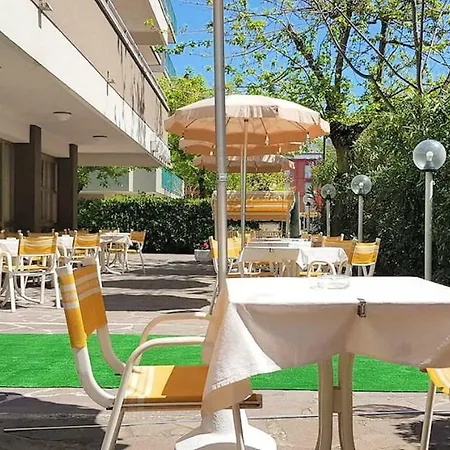 Terrasse 2*