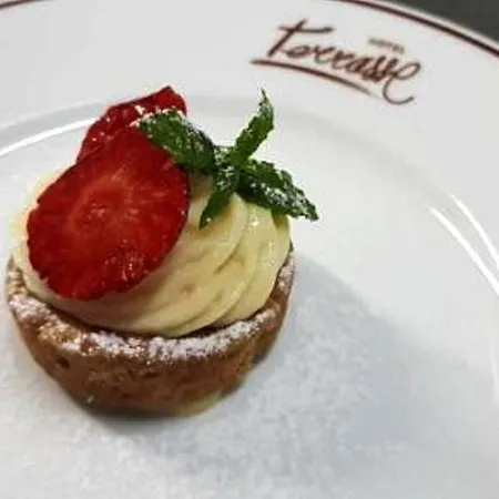 ホテル Terrasse チェゼナーティコ